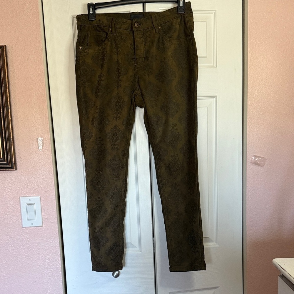 Eric Faux Suede Patterned Pants size 8